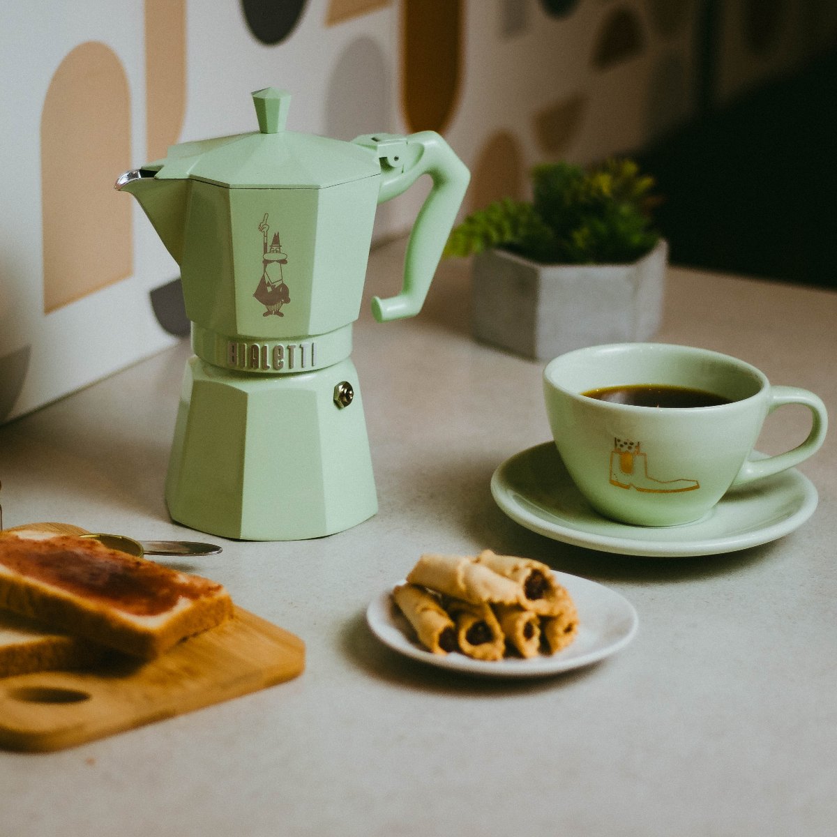 Bialetti Moka Exclusive Verde - 6 xícaras + Brinde